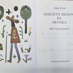 könyv 